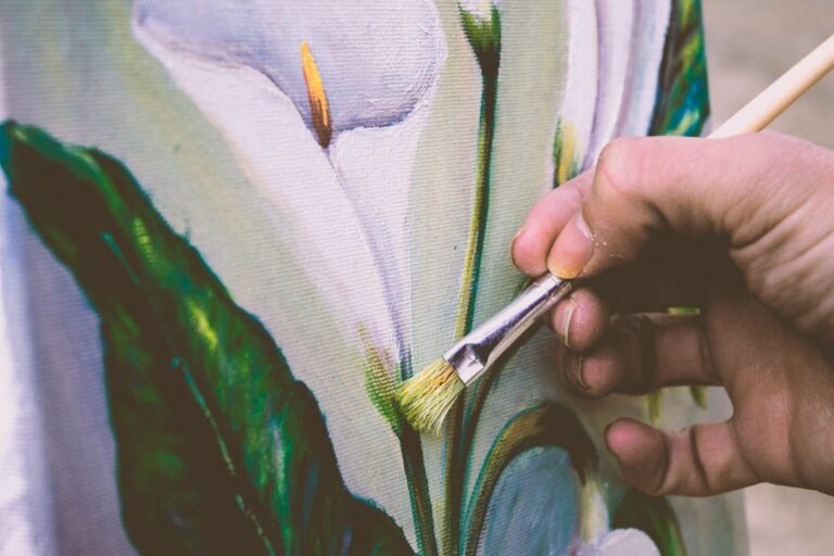 A Beginner’s Guide to Painting Flowers: Ways & Techniques